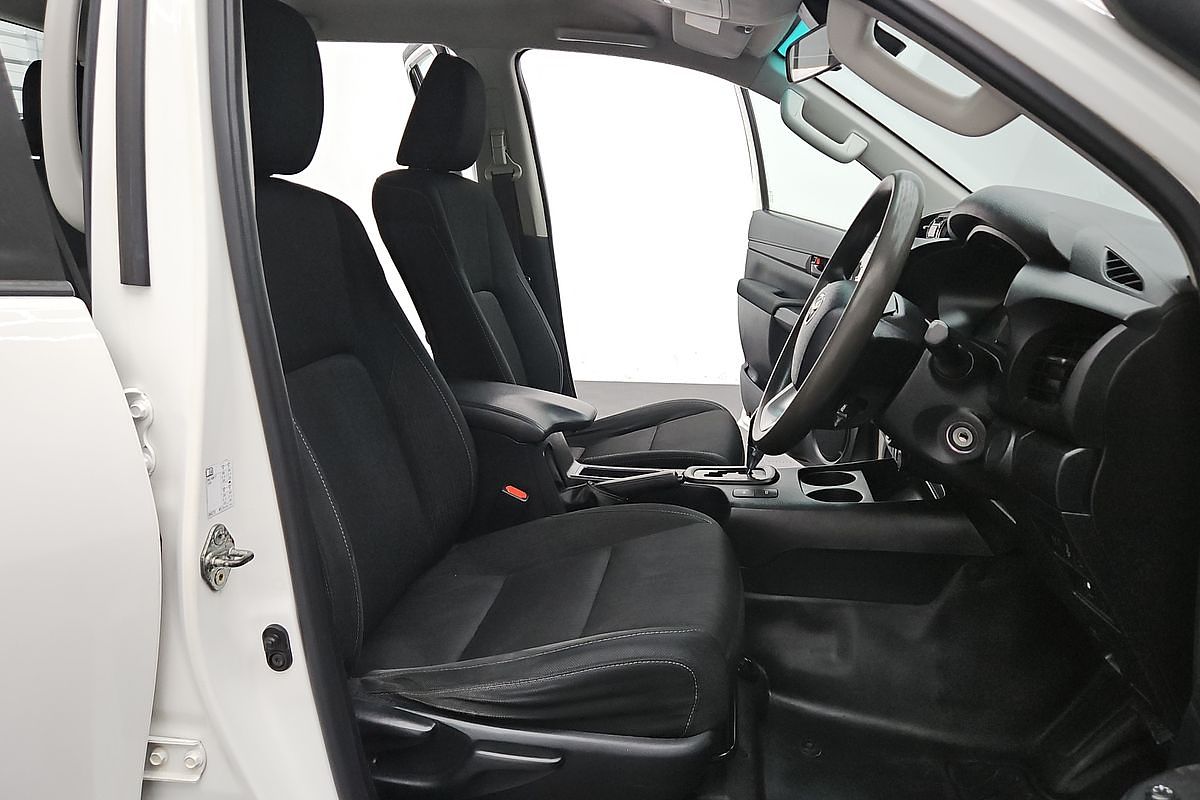 2021 Toyota Hilux SR GUN126R 4X4