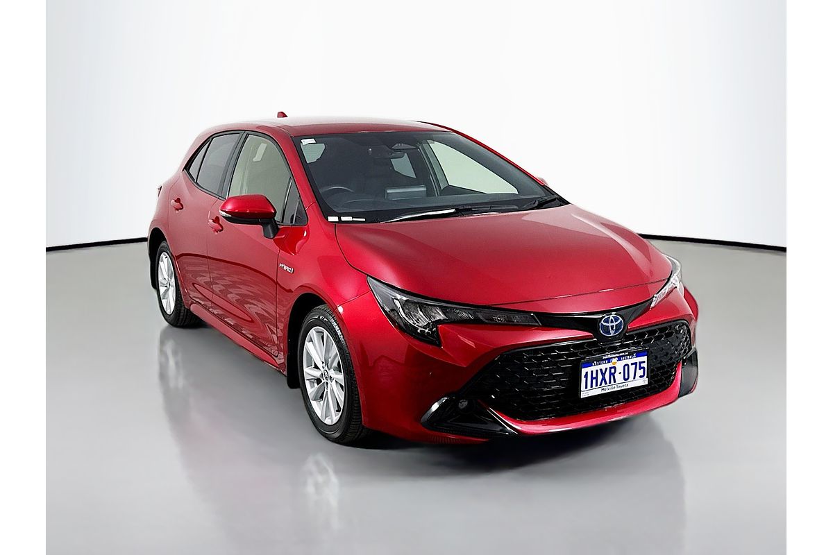 2023 Toyota Corolla SX Hybrid ZWE219R