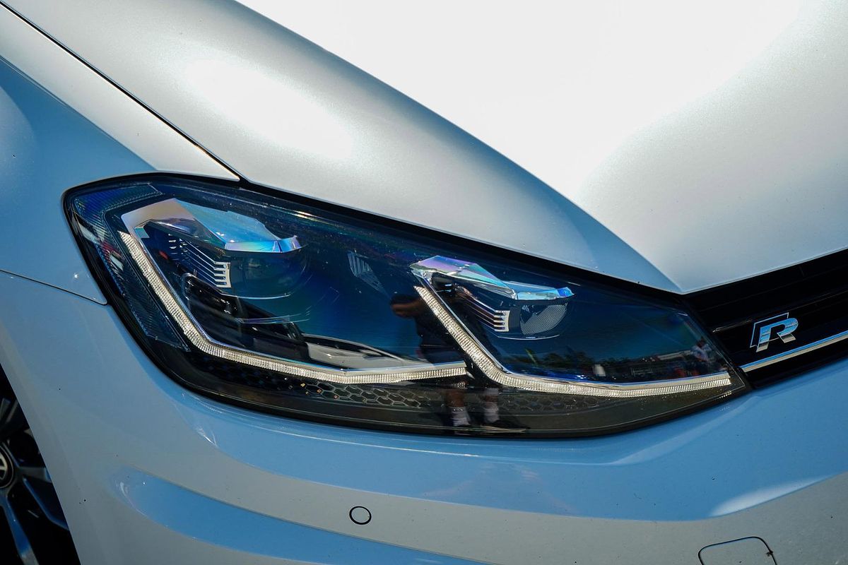 2017 Volkswagen Golf R Wolfsburg Edition 7.5