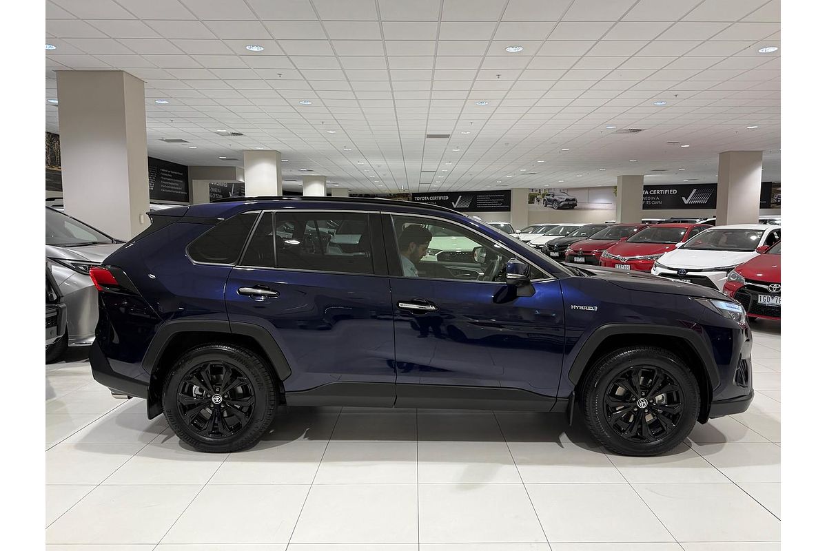 2024 Toyota RAV4 Cruiser AXAH52R