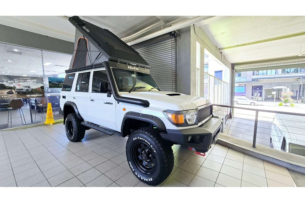 LANDCRUISER VDJ76R MY12 UPDATE WORKMATE (4x4) 4.5L DTV8 DIESEL TURBO F/INJ 5 SP MANUAL 4D WAGON 