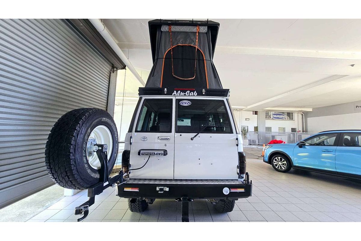 LANDCRUISER VDJ76R MY12 UPDATE WORKMATE (4x4) 4.5L DTV8 DIESEL TURBO F/INJ 5 SP MANUAL 4D WAGON 