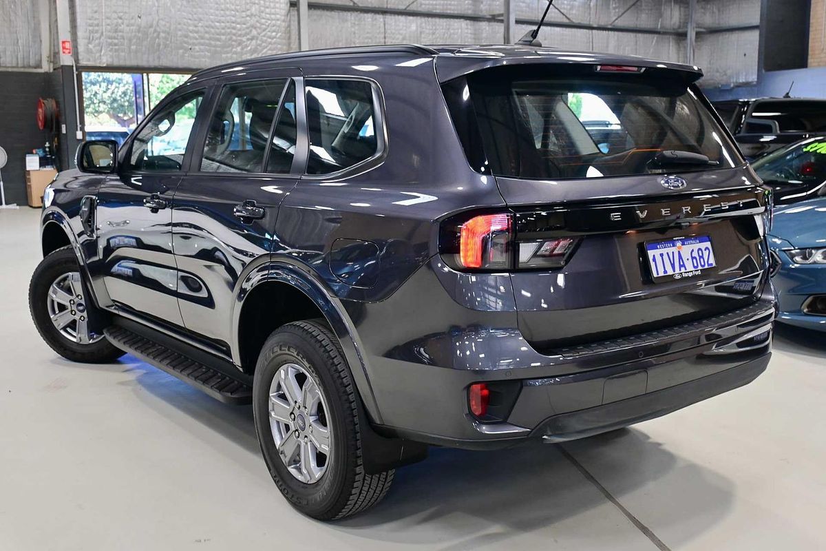 2022 Ford Everest Ambiente 2.0L
