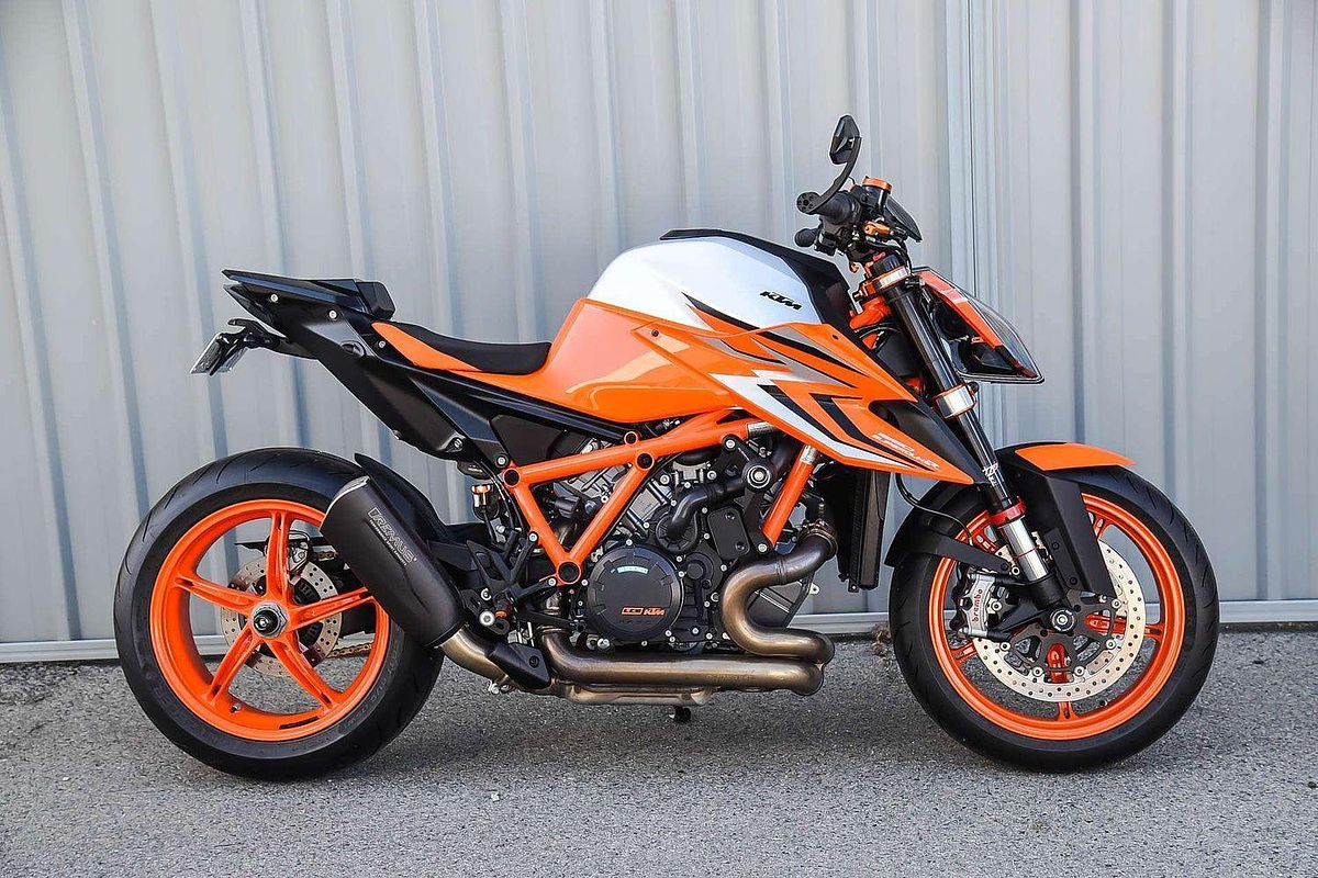 2022 KTM 1290 Super Duke R Super Duke