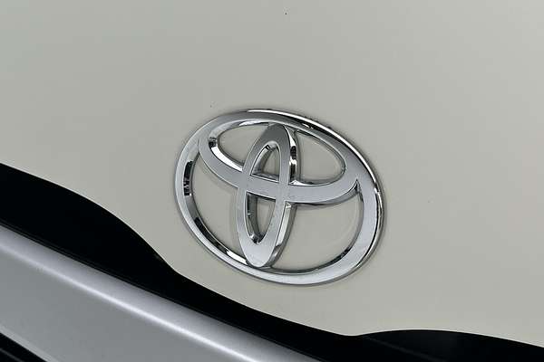 2017 Toyota Hiace KDH221R ELWB High Roof thumb-20