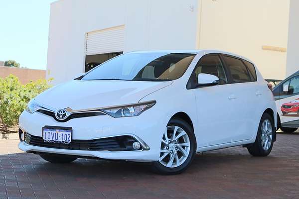 2018 Toyota Corolla Ascent Sport ZRE182R