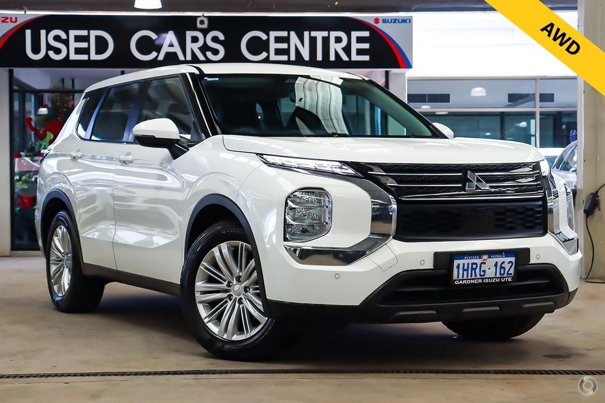 2022 Mitsubishi Outlander ES ZM