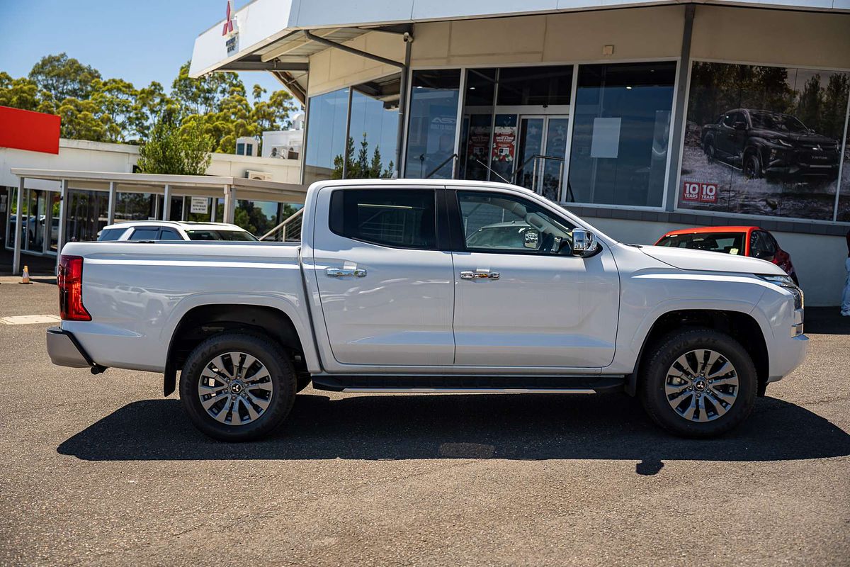 2024 Mitsubishi Triton GLS MV 4X4