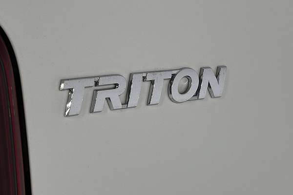 2023 Mitsubishi Triton GLX+ MR 4X4 thumb-20