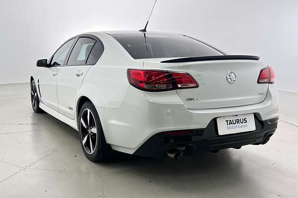 2016 Holden Commodore SV6 Black VF Series II thumb-2