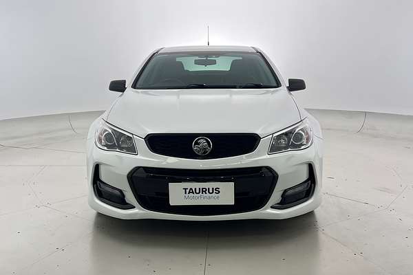 2016 Holden Commodore SV6 Black VF Series II thumb-7