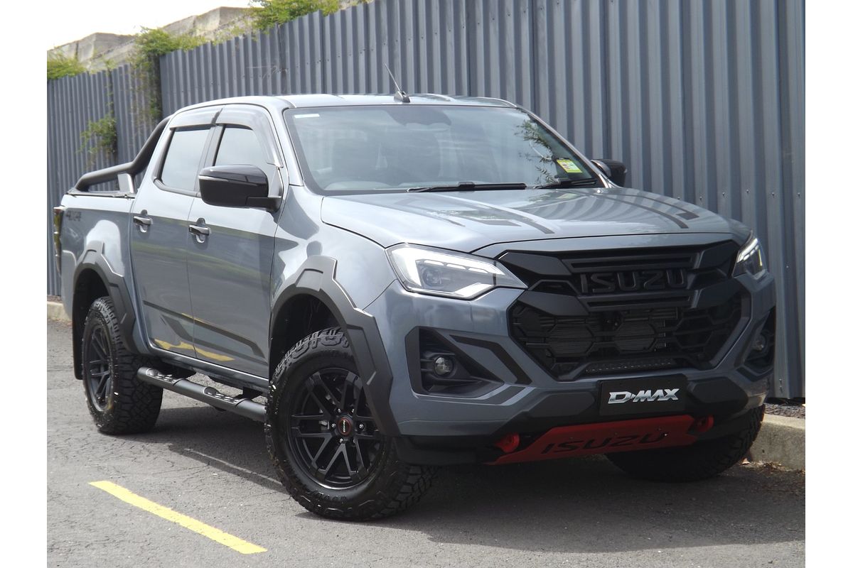 2025 Isuzu D-MAX BLADE 4X4