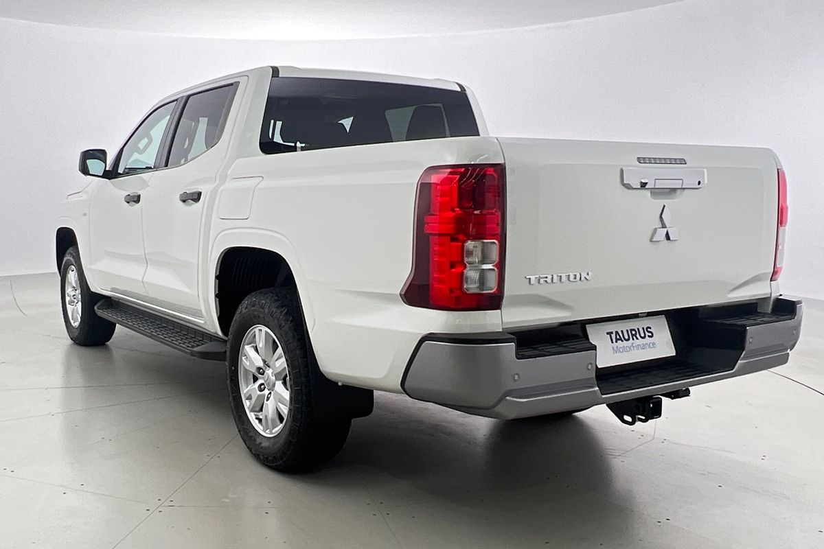 2024 Mitsubishi Triton GLX+ MV 4X4