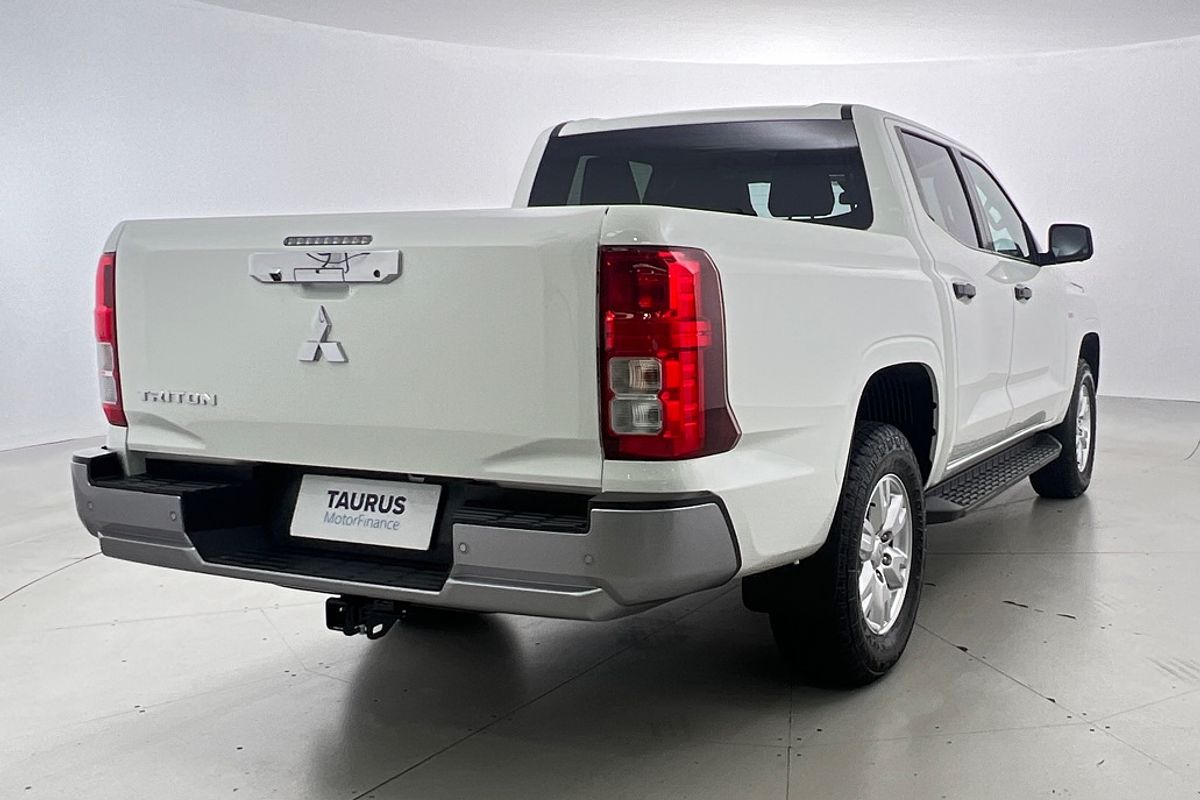 2024 Mitsubishi Triton GLX+ MV 4X4