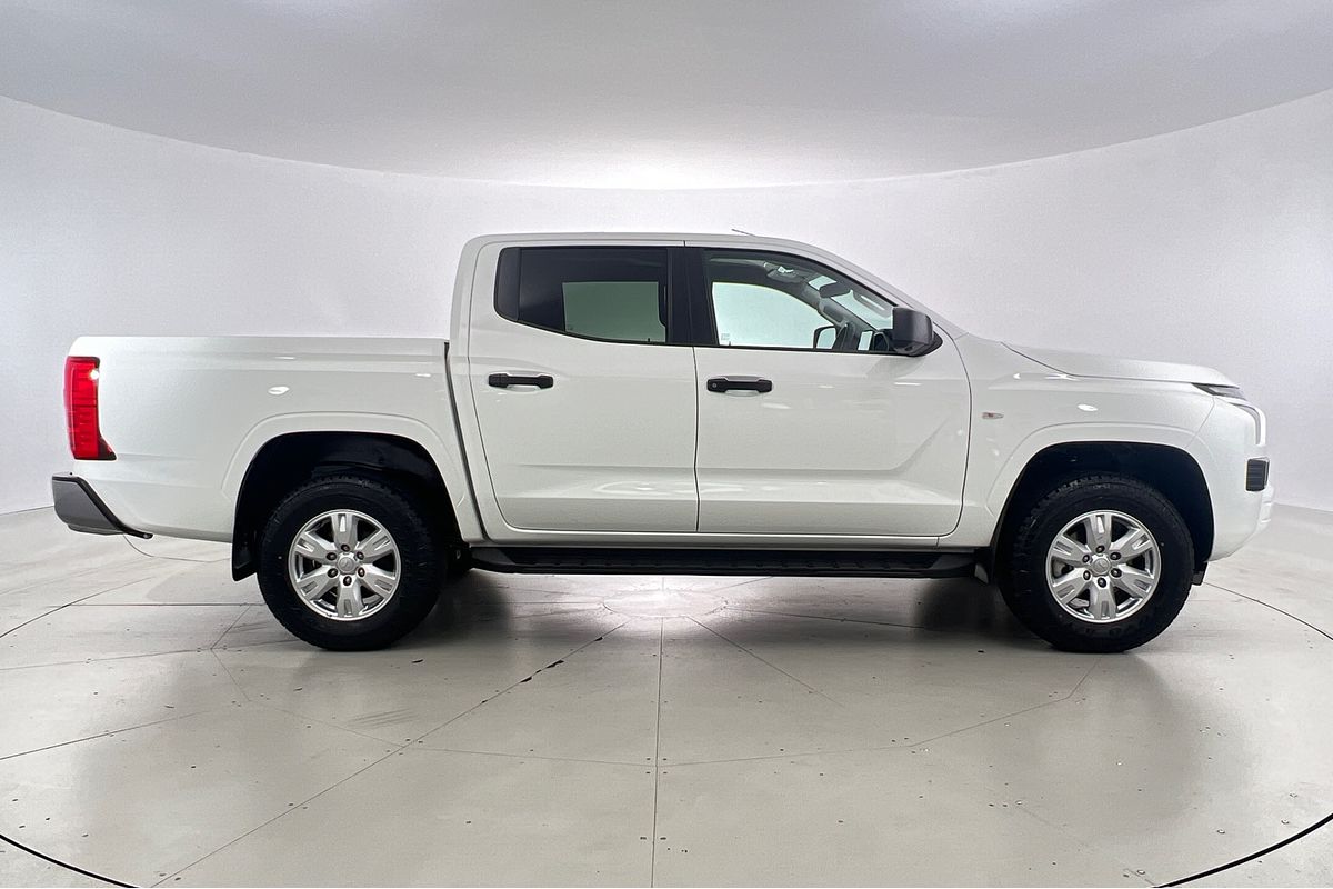 2024 Mitsubishi Triton GLX+ MV 4X4