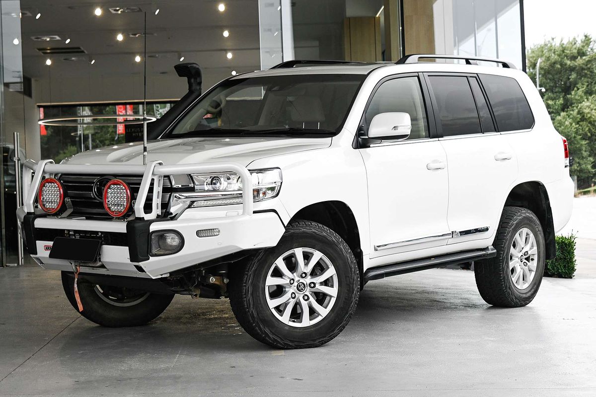 2016 Toyota Landcruiser Sahara VDJ200R