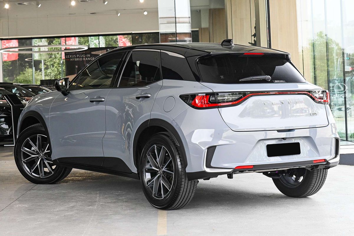 2024 Lexus LBX Luxury MAYH10R