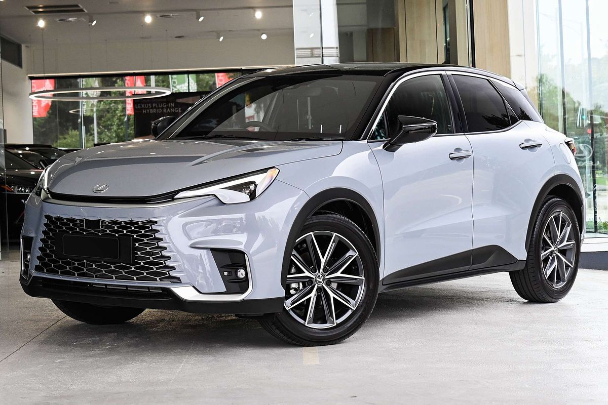 2024 Lexus LBX Luxury MAYH10R