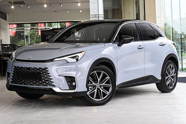 2024 Lexus LBX Luxury MAYH10R