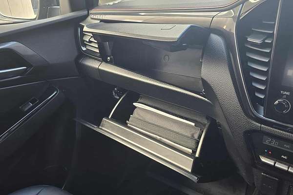 2023 Isuzu D-MAX X-TERRAIN 4X4 thumb-12