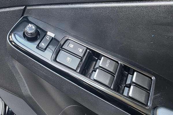 2023 Isuzu D-MAX X-TERRAIN 4X4 thumb-18