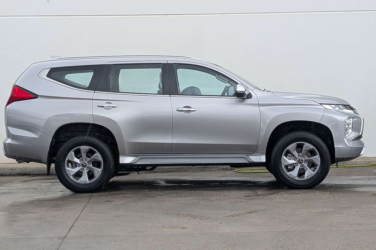 2025 Mitsubishi Pajero Sport GLX QG