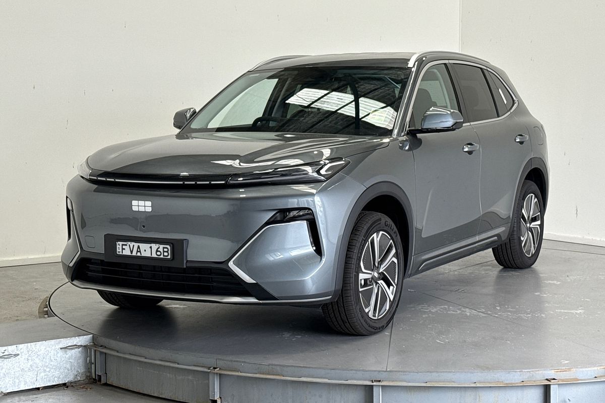 2025 Geely Starray EM-i Complete P145