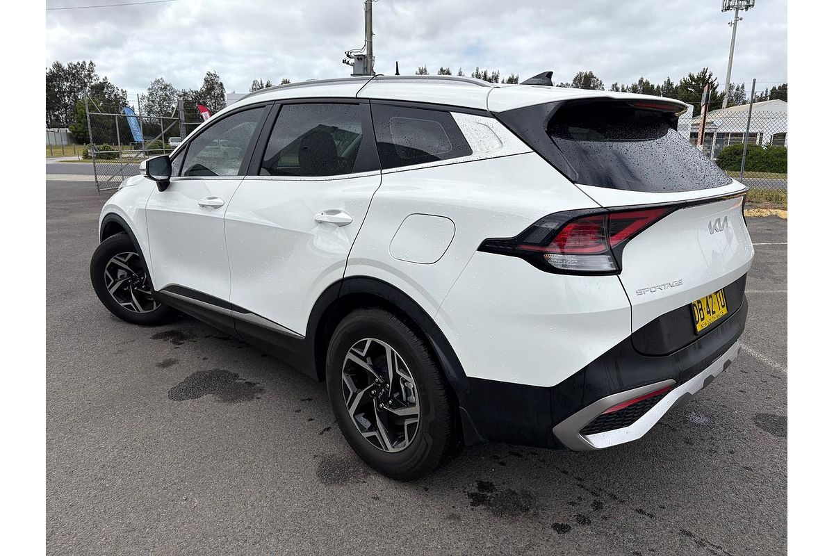 2022 Kia Sportage S NQ5