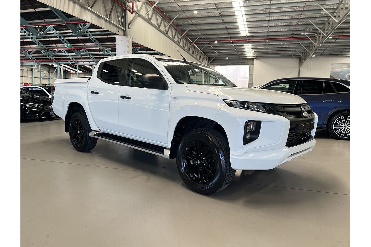 2022 Mitsubishi Triton GLX-R MR 4X4