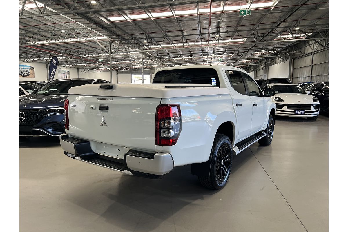 2022 Mitsubishi Triton GLX-R MR 4X4