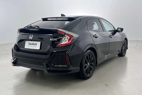 2017 Honda Civic VTi-LX 10th Gen thumb-4