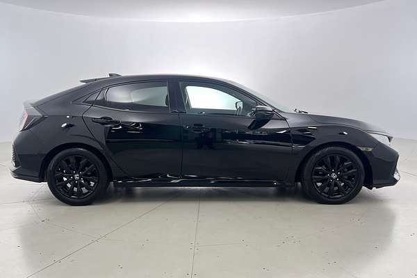 2017 Honda Civic VTi-LX 10th Gen thumb-5