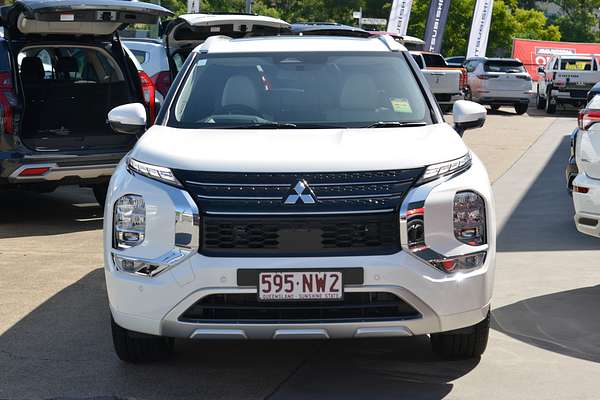 2024 Mitsubishi Outlander PHEV Exceed ZM thumb-2