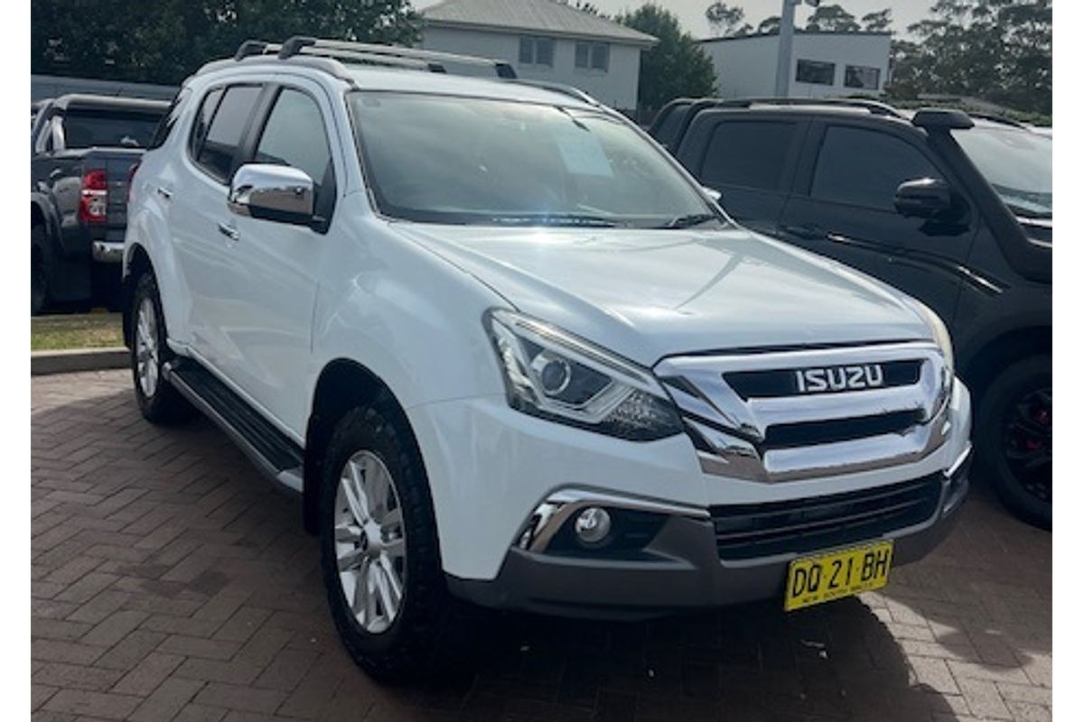 2018 Isuzu MU-X LS-T