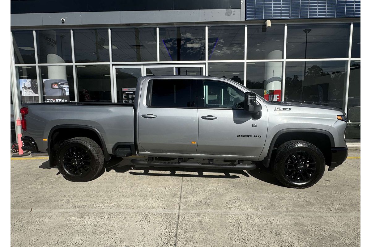 2025 Chevrolet Silverado HD LTZ Premium W/Tech Pack T1 4X4