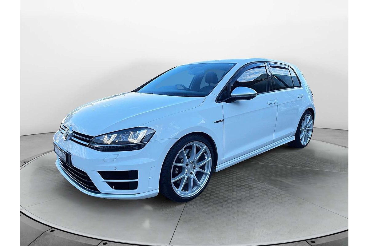 2016 Volkswagen Golf R 7