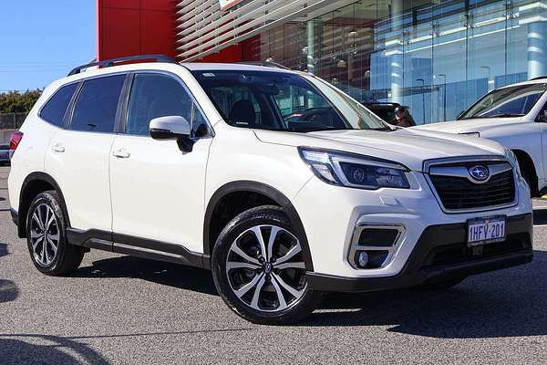 2021 Subaru Forester 2.5i Premium S5