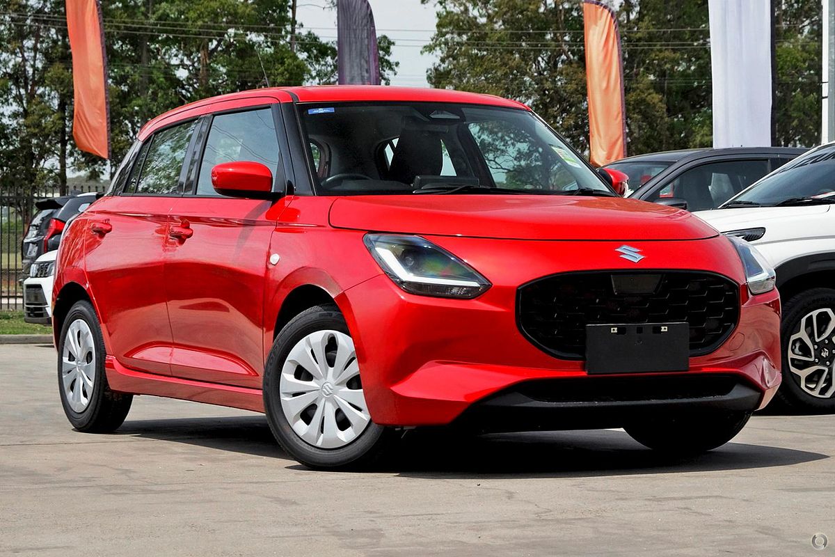 2025 Suzuki Swift Hybrid UZ