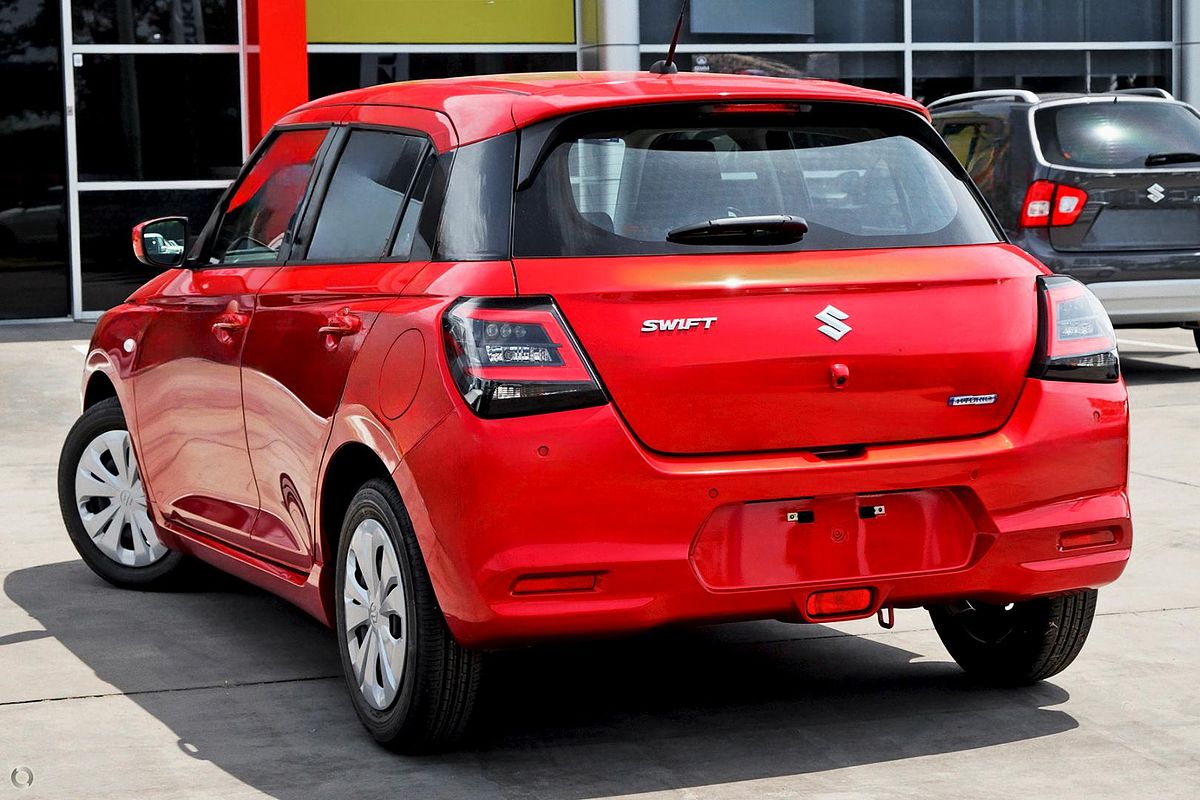 2025 Suzuki Swift Hybrid UZ