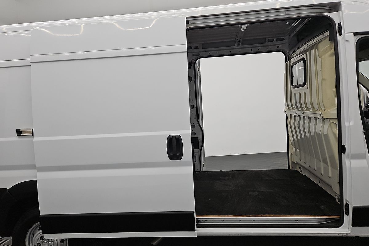 2019 Fiat Ducato Series 6 LWB Mid Roof