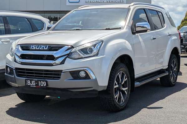 2020 Isuzu MU-X LS-T