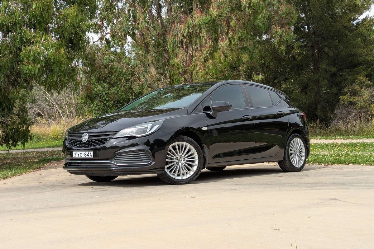 2017 Holden Astra R BK