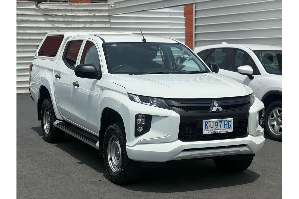 2021 Mitsubishi Triton GLX MR 4X4