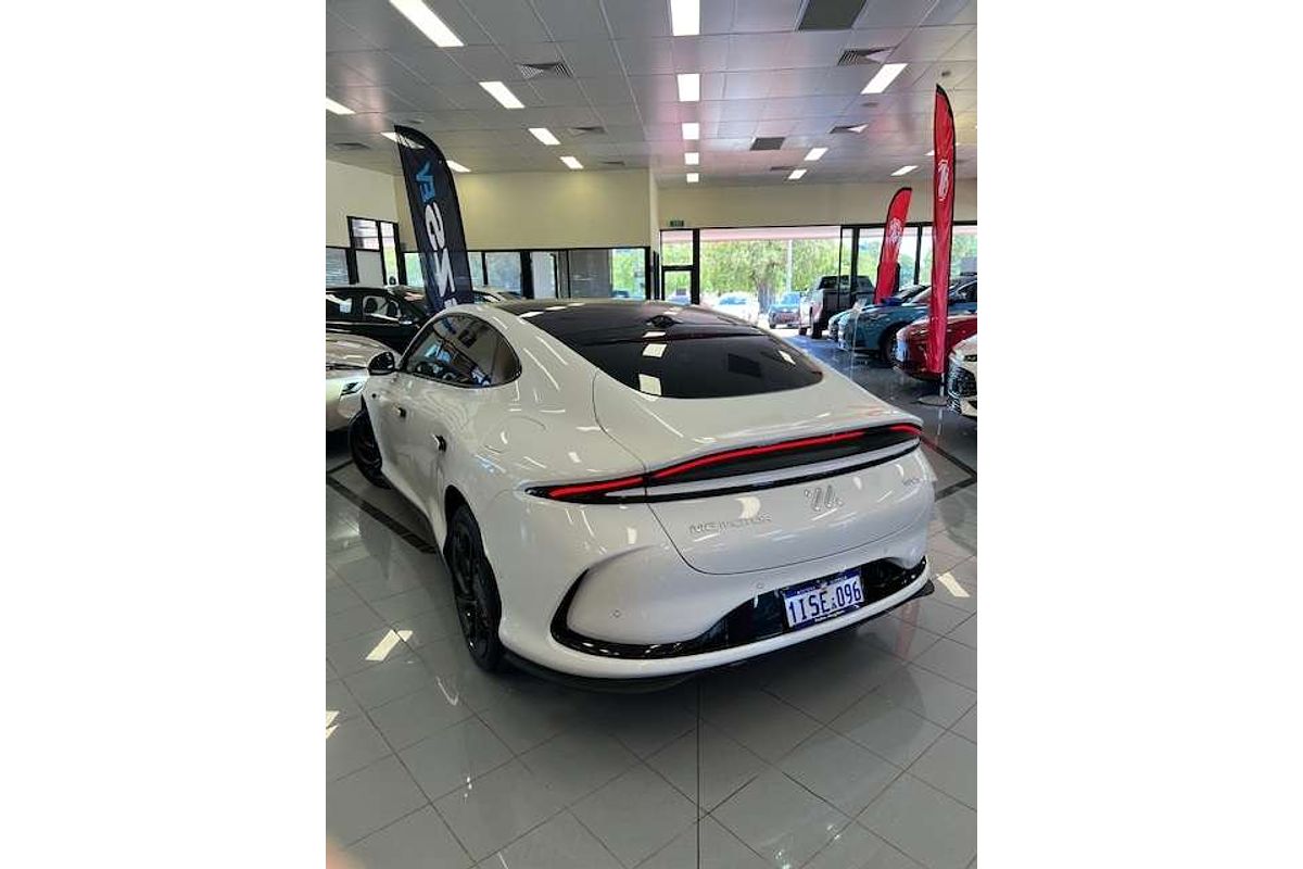 2025 MG IM5 Performance P12L