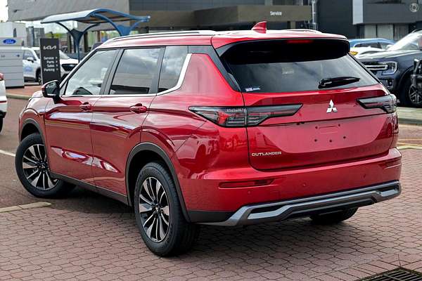 2025 Mitsubishi Outlander LS ZM