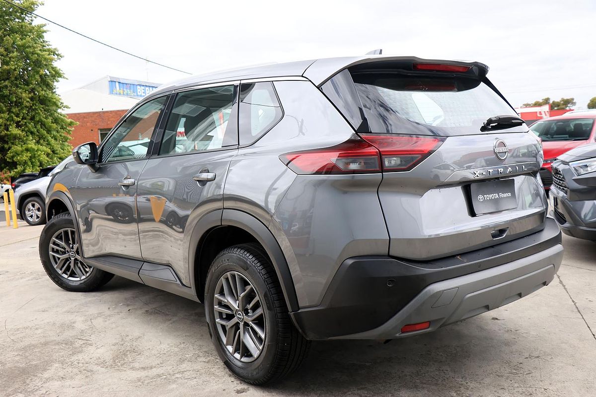2022 Nissan X-TRAIL ST T33