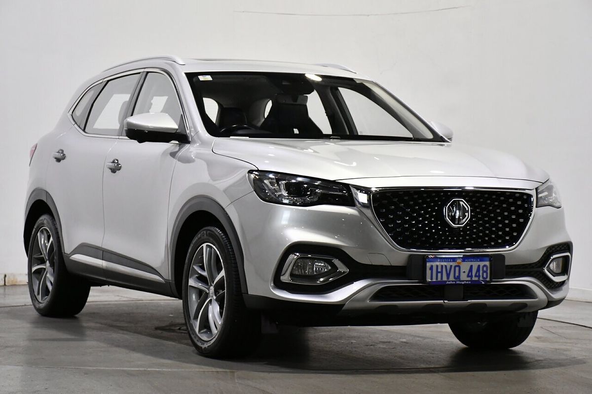 2023 MG HS Essence SAS23