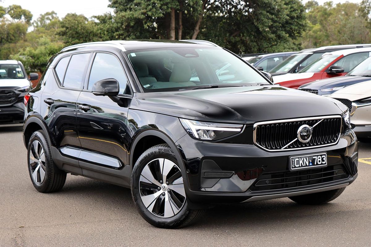 2023 Volvo XC40 Ultimate B4 Bright