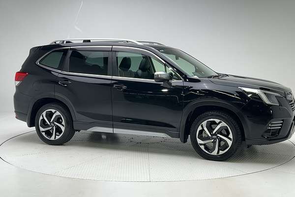 2021 Subaru Forester 2.5i S5 thumb-3