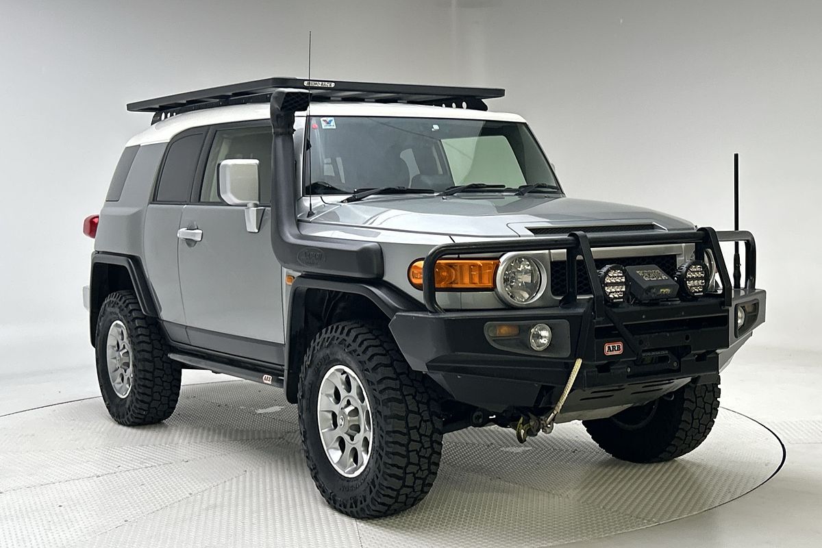 2012 Toyota FJ Cruiser GSJ15R